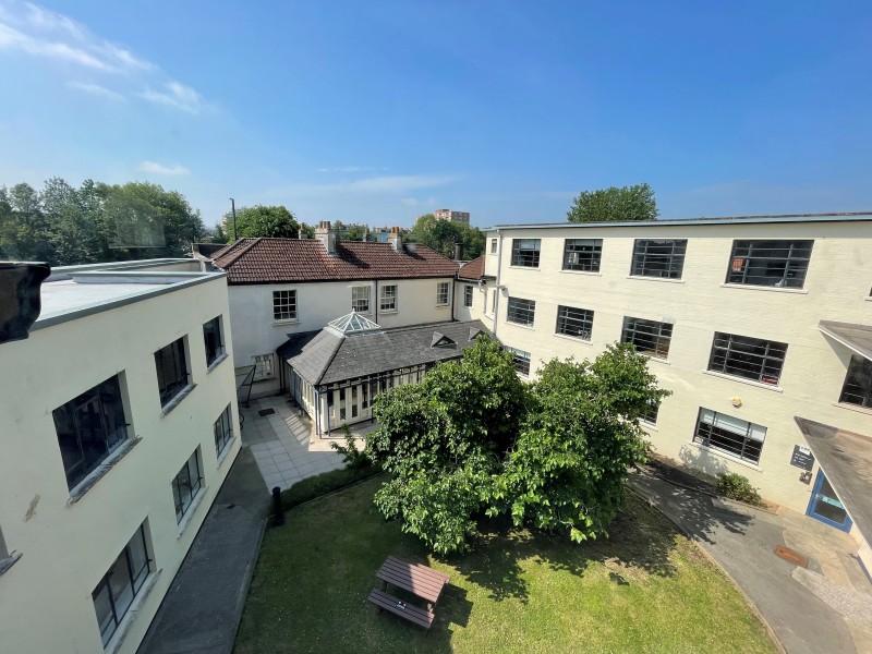 View Full Details for The West Wing, 129 Cumberland Road, Bristol, City Of Bristol - EAID:2625280308, BID:Bristol