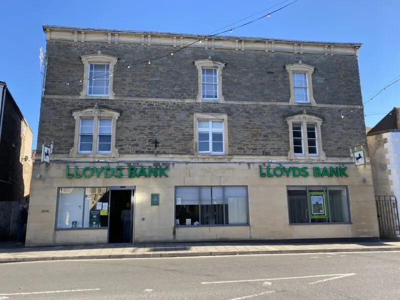 16 The Triangle, Clevedon, Somerset, BS21